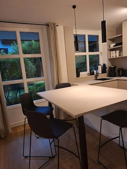 Daire Moderne Gemuetliche Stilvolle Wohnung Garmisch-Partenkirchen